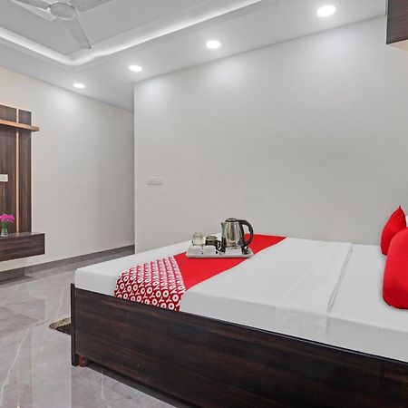 Hotel O Amazing Guest House New Delhi Extérieur photo
