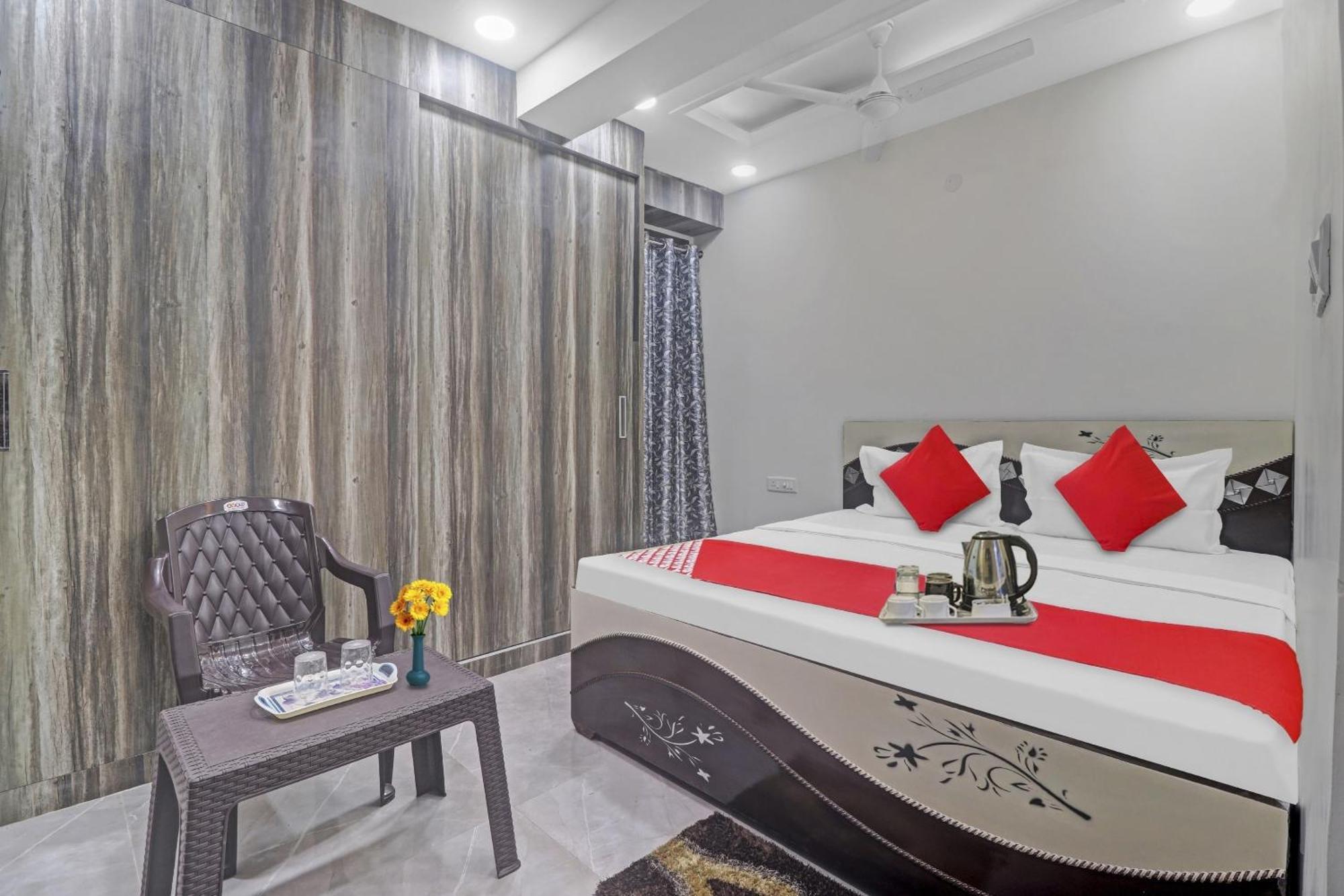 Hotel O Amazing Guest House New Delhi Extérieur photo