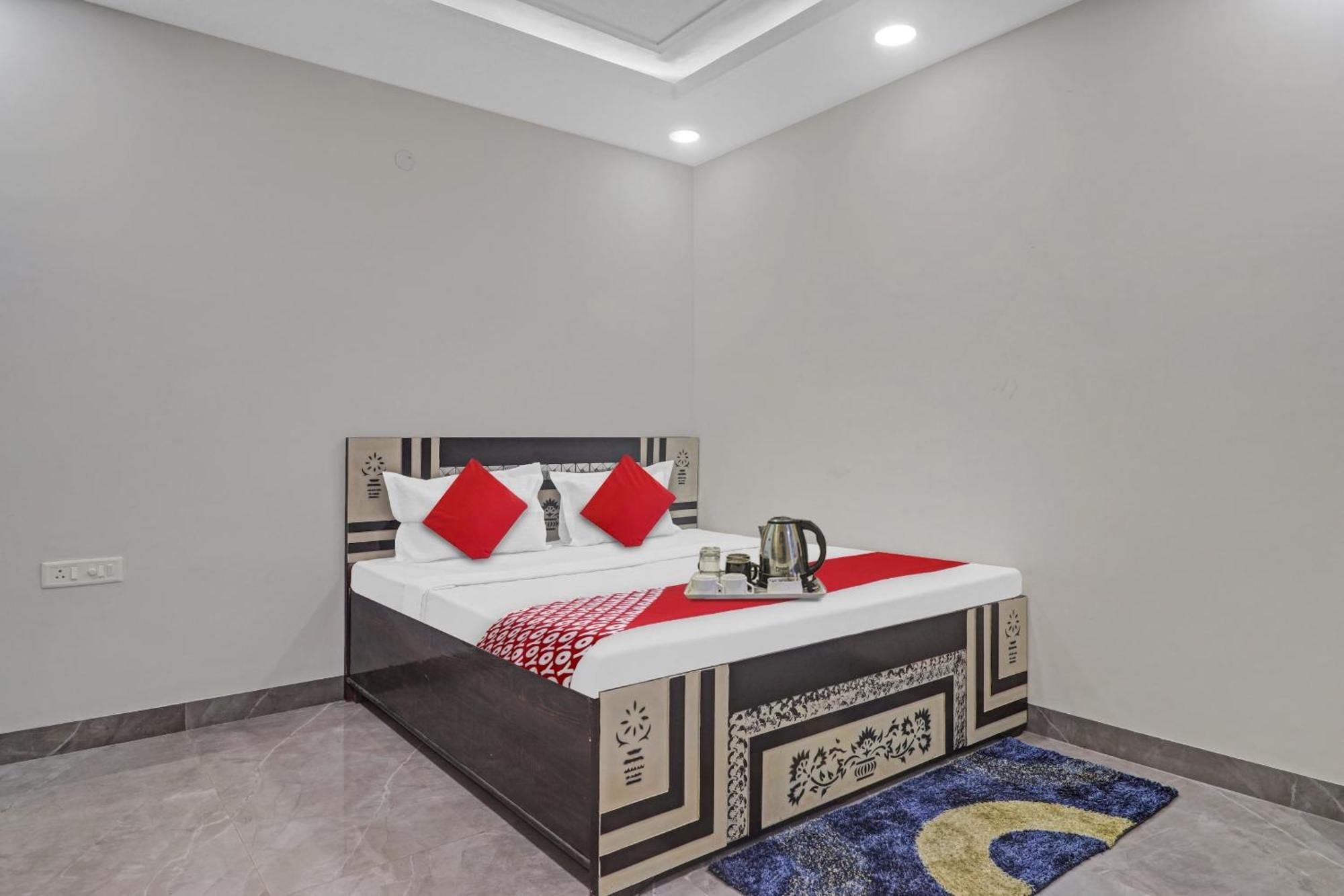 Hotel O Amazing Guest House New Delhi Extérieur photo