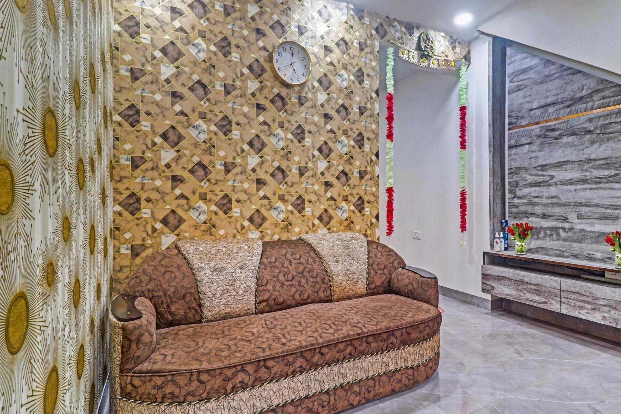Hotel O Amazing Guest House New Delhi Extérieur photo